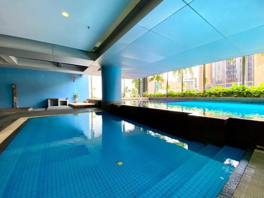 Spacious 3R,2R,Studio 5Min Walk To Time Square,Lalaport, Pool,Gym,Wifi Apartment Kuala Lumpur Bagian luar foto