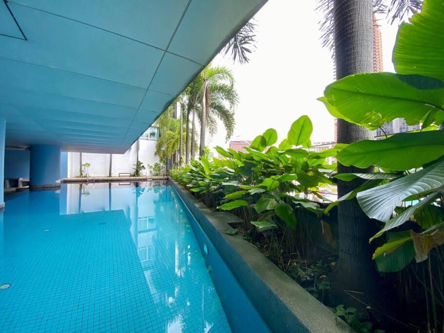 Spacious 3R,2R,Studio 5Min Walk To Time Square,Lalaport, Pool,Gym,Wifi Apartment Kuala Lumpur Bagian luar foto