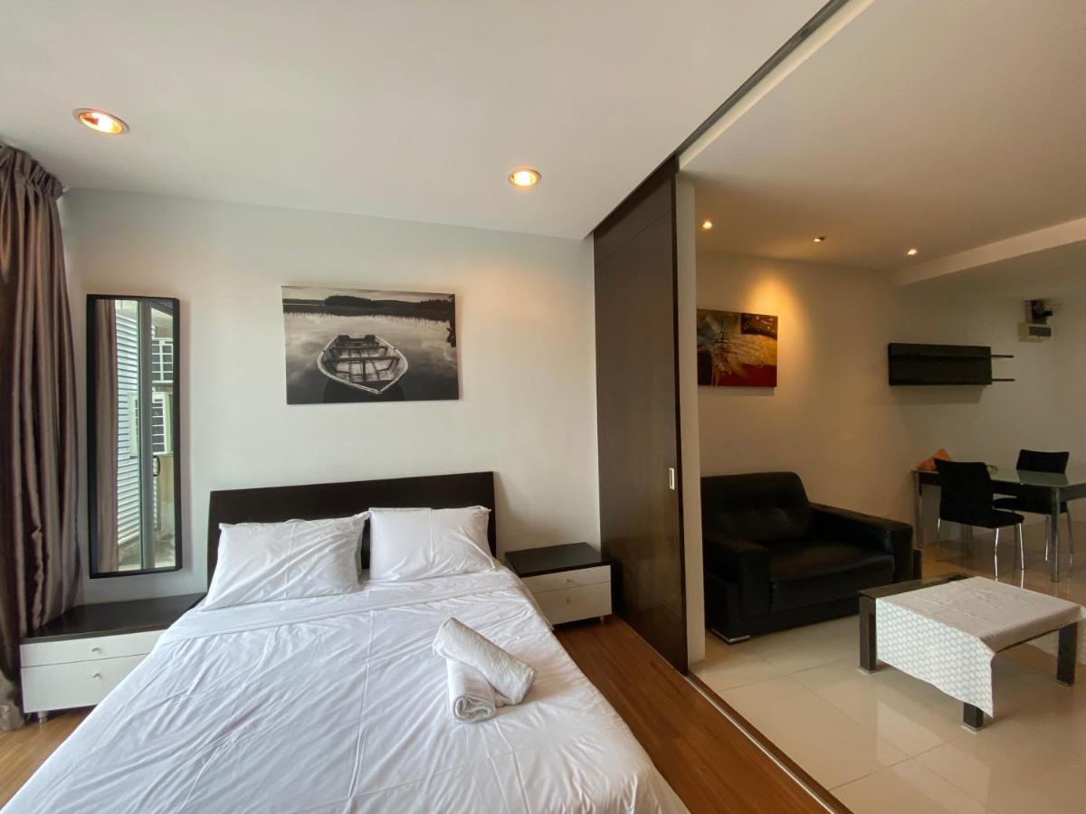 Spacious 3R,2R,Studio 5Min Walk To Time Square,Lalaport, Pool,Gym,Wifi Apartment Kuala Lumpur Bagian luar foto