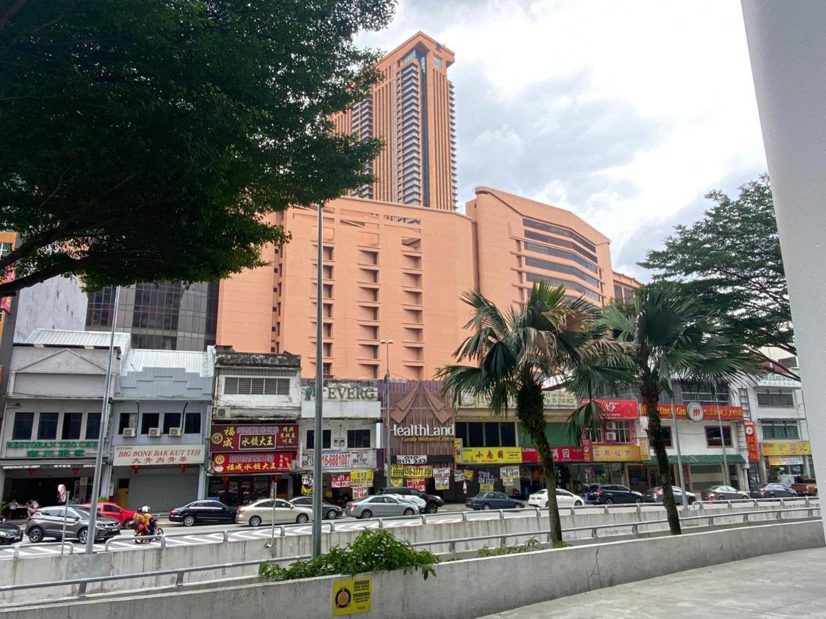 Spacious 3R,2R,Studio 5Min Walk To Time Square,Lalaport, Pool,Gym,Wifi Apartment Kuala Lumpur Bagian luar foto