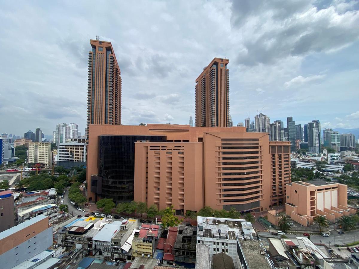 Spacious 3R,2R,Studio 5Min Walk To Time Square,Lalaport, Pool,Gym,Wifi Apartment Kuala Lumpur Bagian luar foto
