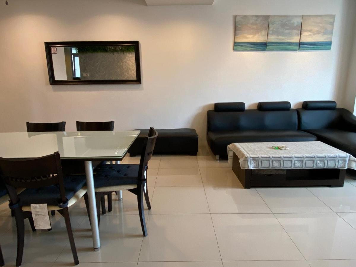 Spacious 3R,2R,Studio 5Min Walk To Time Square,Lalaport, Pool,Gym,Wifi Apartment Kuala Lumpur Bagian luar foto