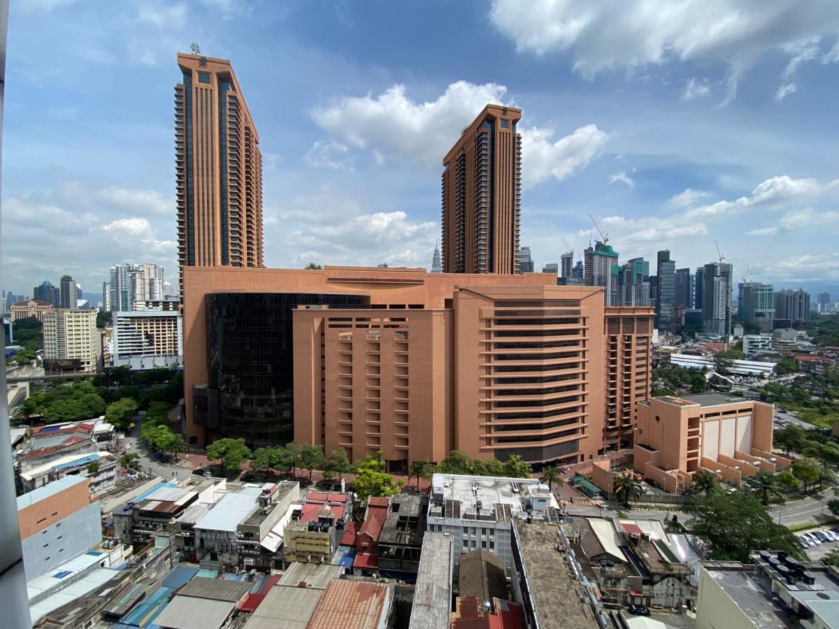 Spacious 3R,2R,Studio 5Min Walk To Time Square,Lalaport, Pool,Gym,Wifi Apartment Kuala Lumpur Bagian luar foto
