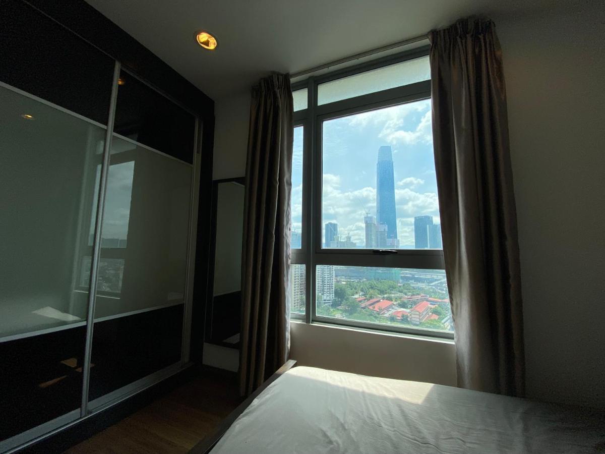 Spacious 3R,2R,Studio 5Min Walk To Time Square,Lalaport, Pool,Gym,Wifi Apartment Kuala Lumpur Bagian luar foto