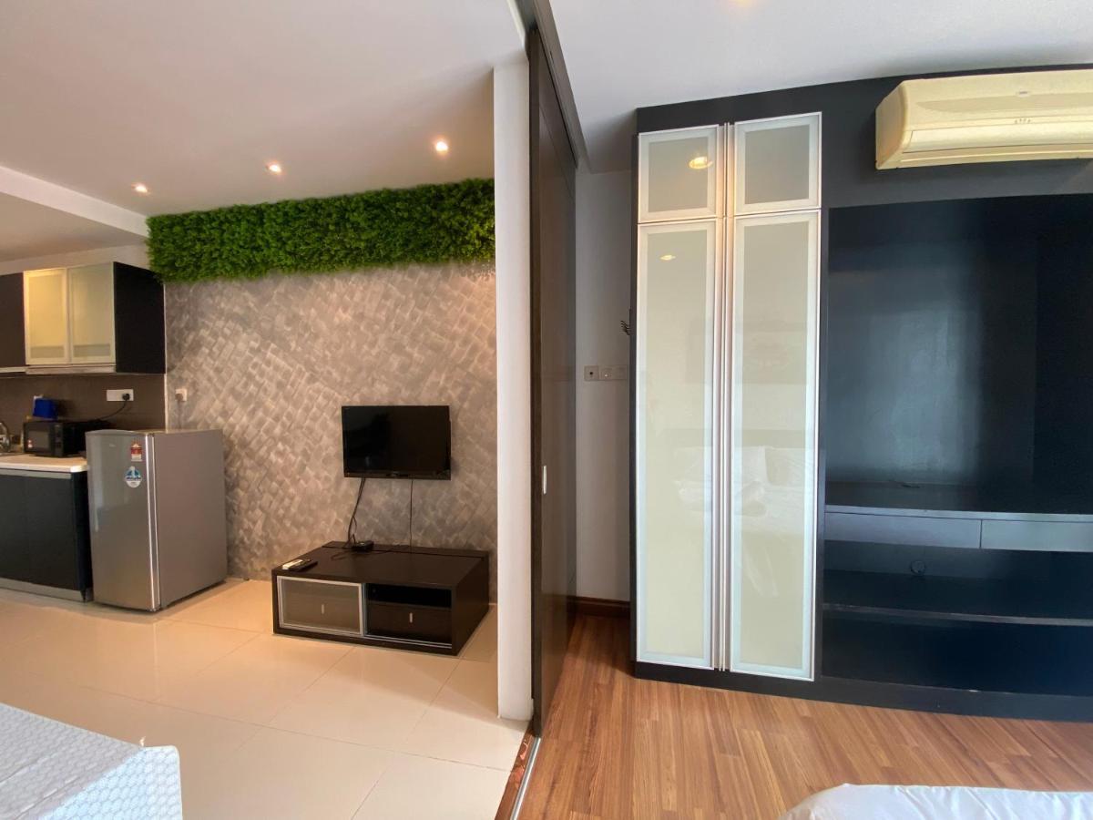 Spacious 3R,2R,Studio 5Min Walk To Time Square,Lalaport, Pool,Gym,Wifi Apartment Kuala Lumpur Bagian luar foto