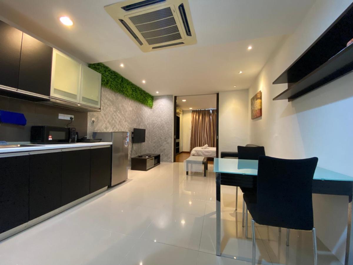 Spacious 3R,2R,Studio 5Min Walk To Time Square,Lalaport, Pool,Gym,Wifi Apartment Kuala Lumpur Bagian luar foto